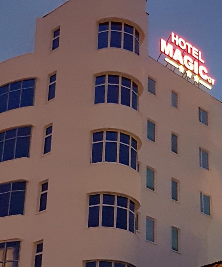 Hotel Magic - City Center Pitesti Exterior photo